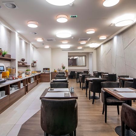 Hotel Opera Garni Beograd Bagian luar foto