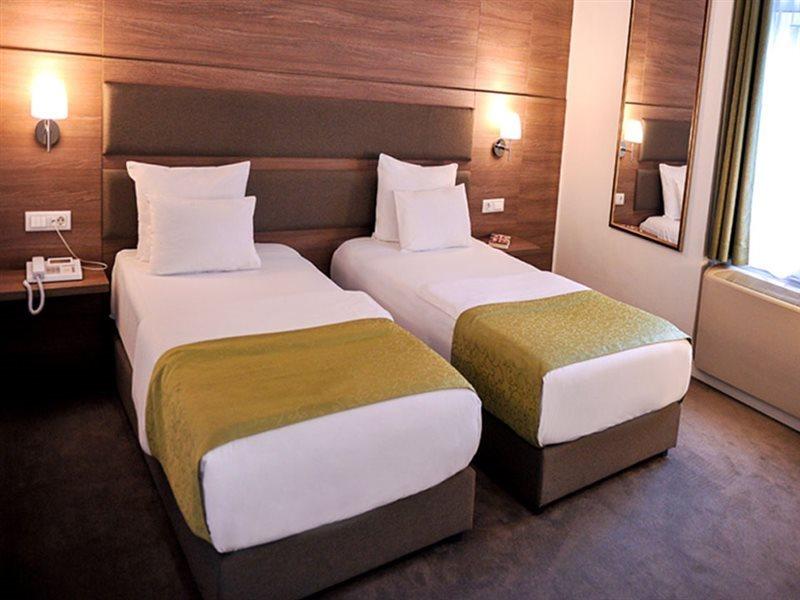 Hotel Opera Garni Beograd Bagian luar foto