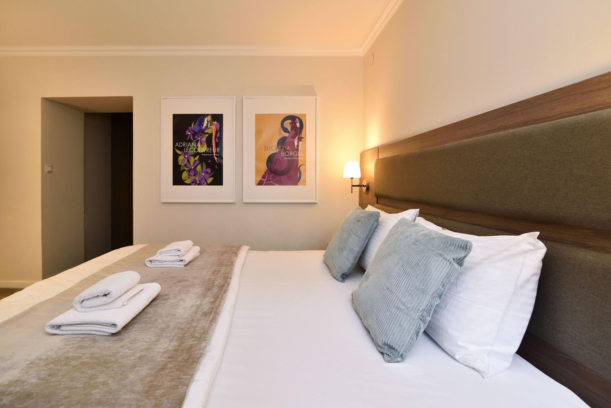 Hotel Opera Garni Beograd Bagian luar foto