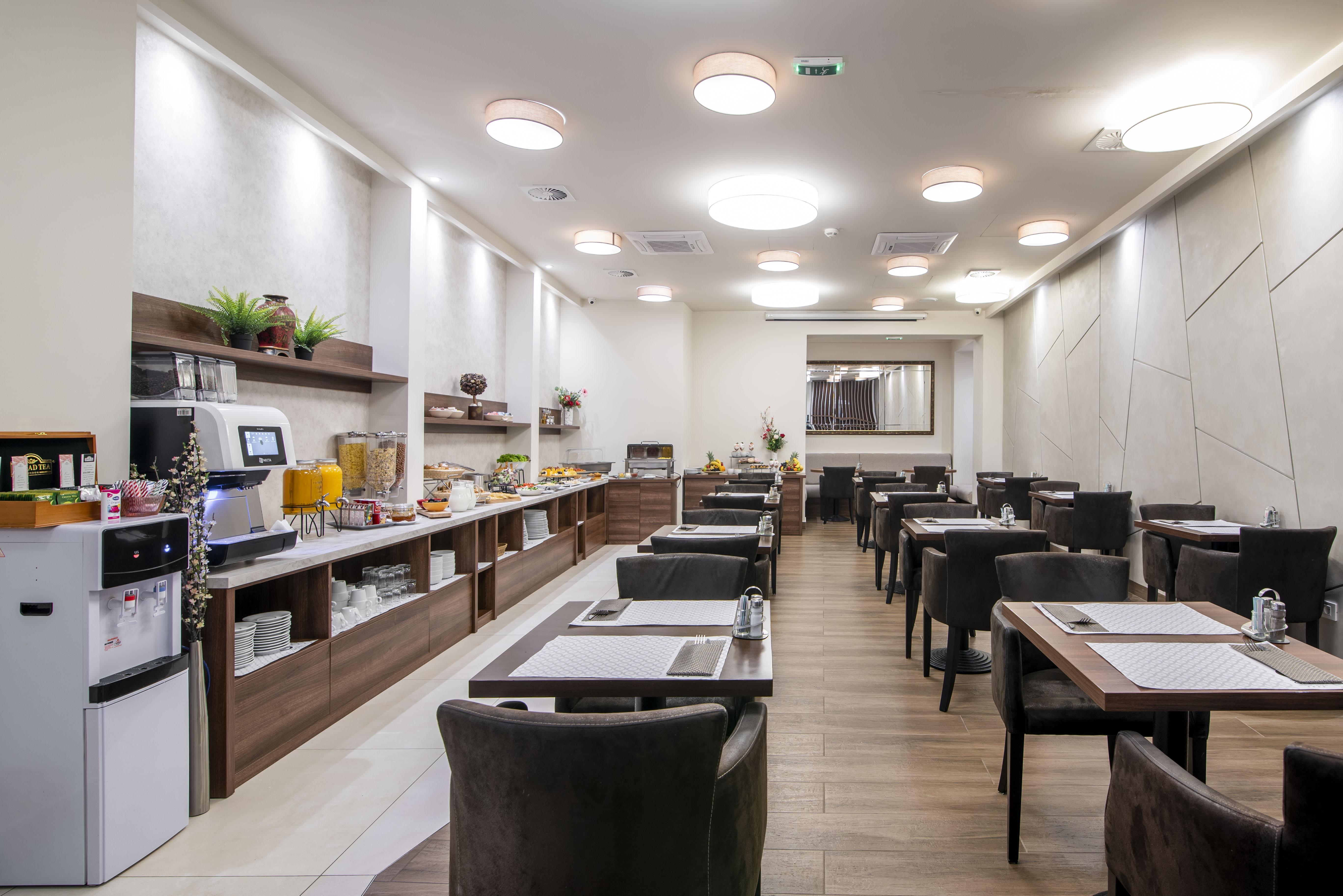 Hotel Opera Garni Beograd Bagian luar foto