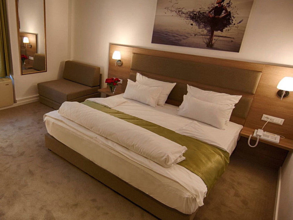 Hotel Opera Garni Beograd Bagian luar foto